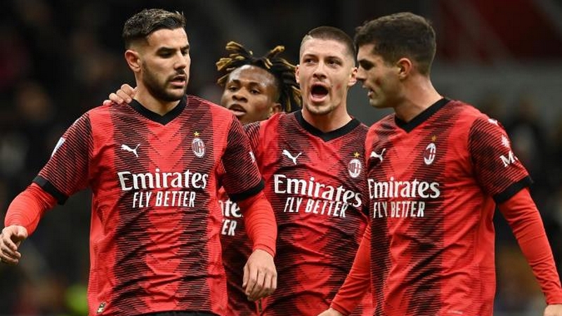 Đội hình AC Milan: Những điểm mạnh và yếu của Rossoneri 4 Đội hình AC Milan: Những điểm mạnh và yếu của Rossoneri